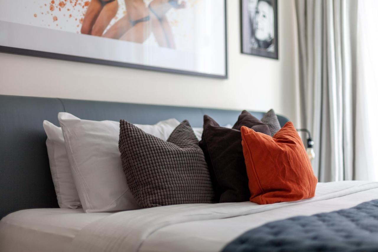 Appartamento Stylish 2-br Ground Floor In Chelsea *